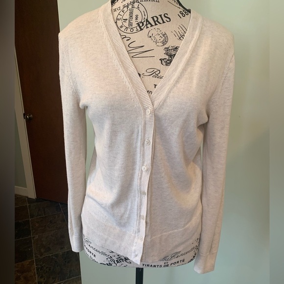 Banana Republic Cardigan Women’s Small Petite SP Cardigan Oatmeal Beige - Picture 1 of 6